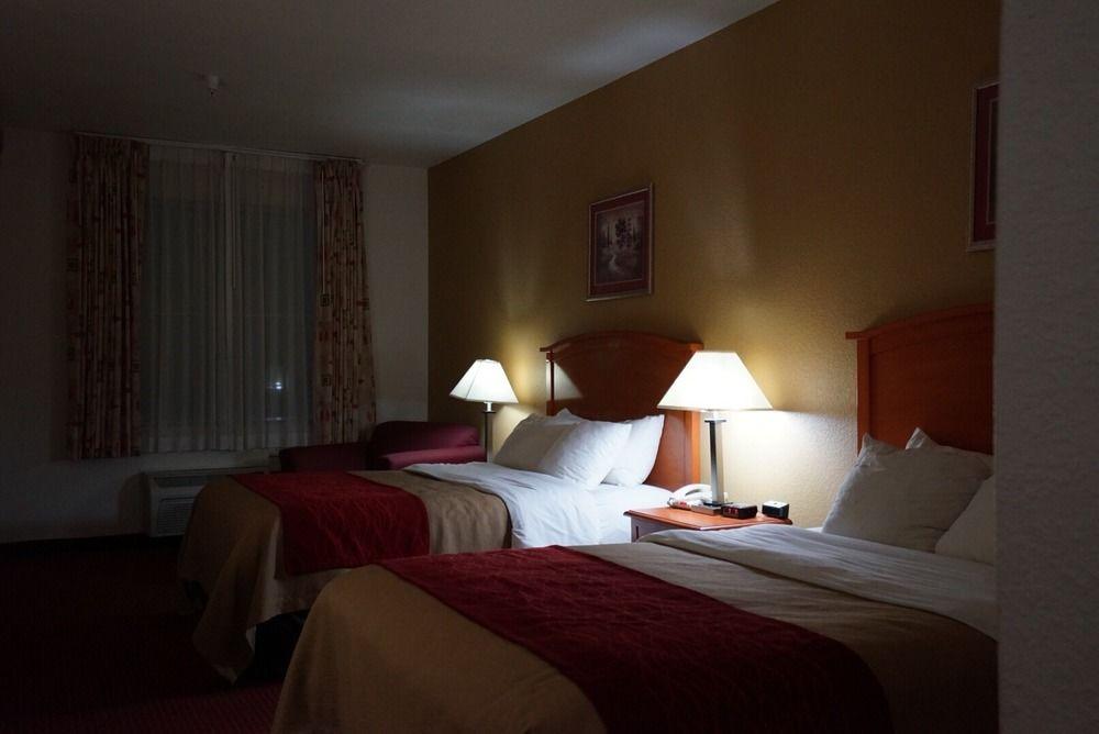 Comfort Inn & Suites Chesapeake - Portsmouth Екстериор снимка