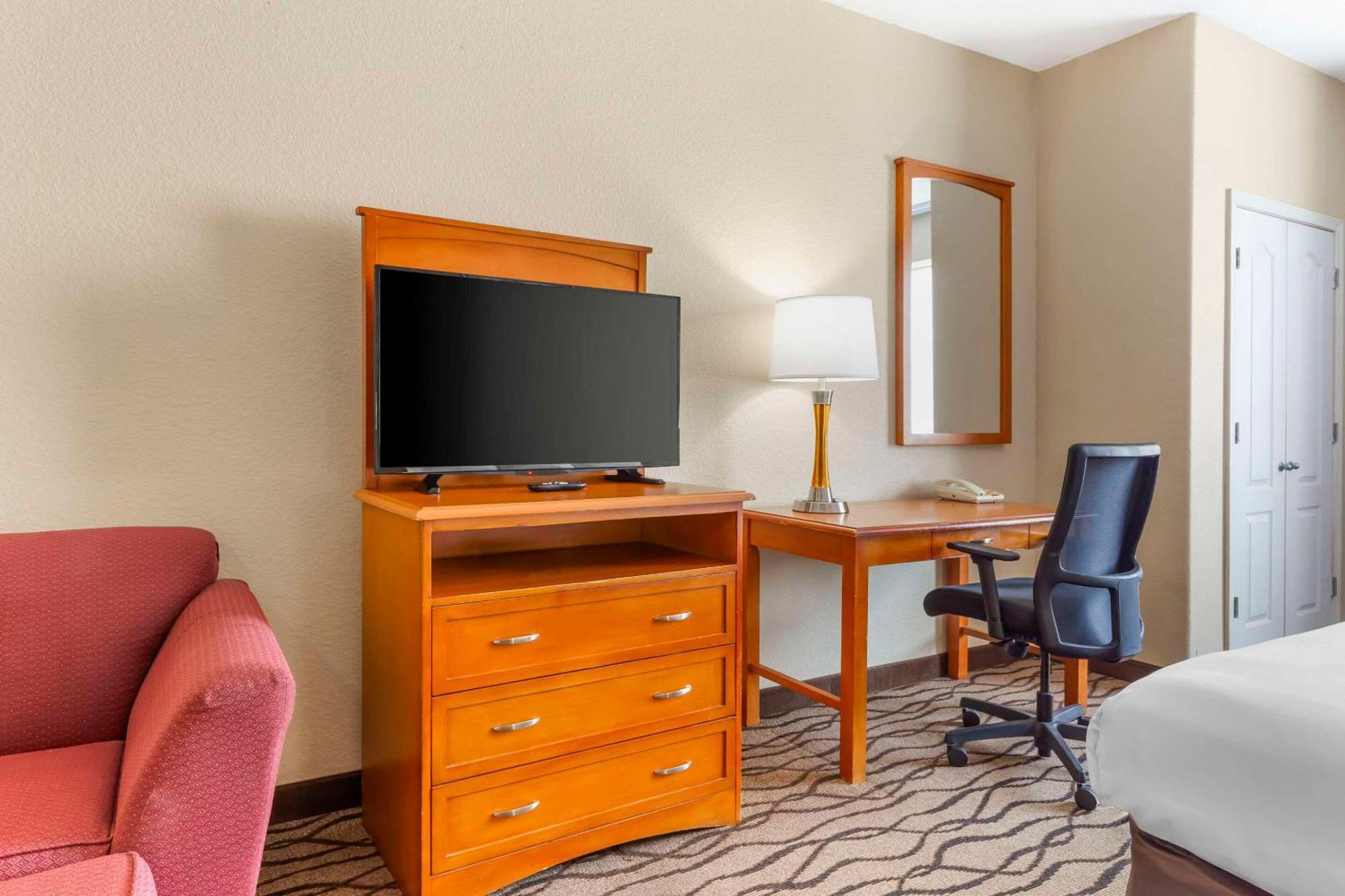 Comfort Inn & Suites Chesapeake - Portsmouth Екстериор снимка