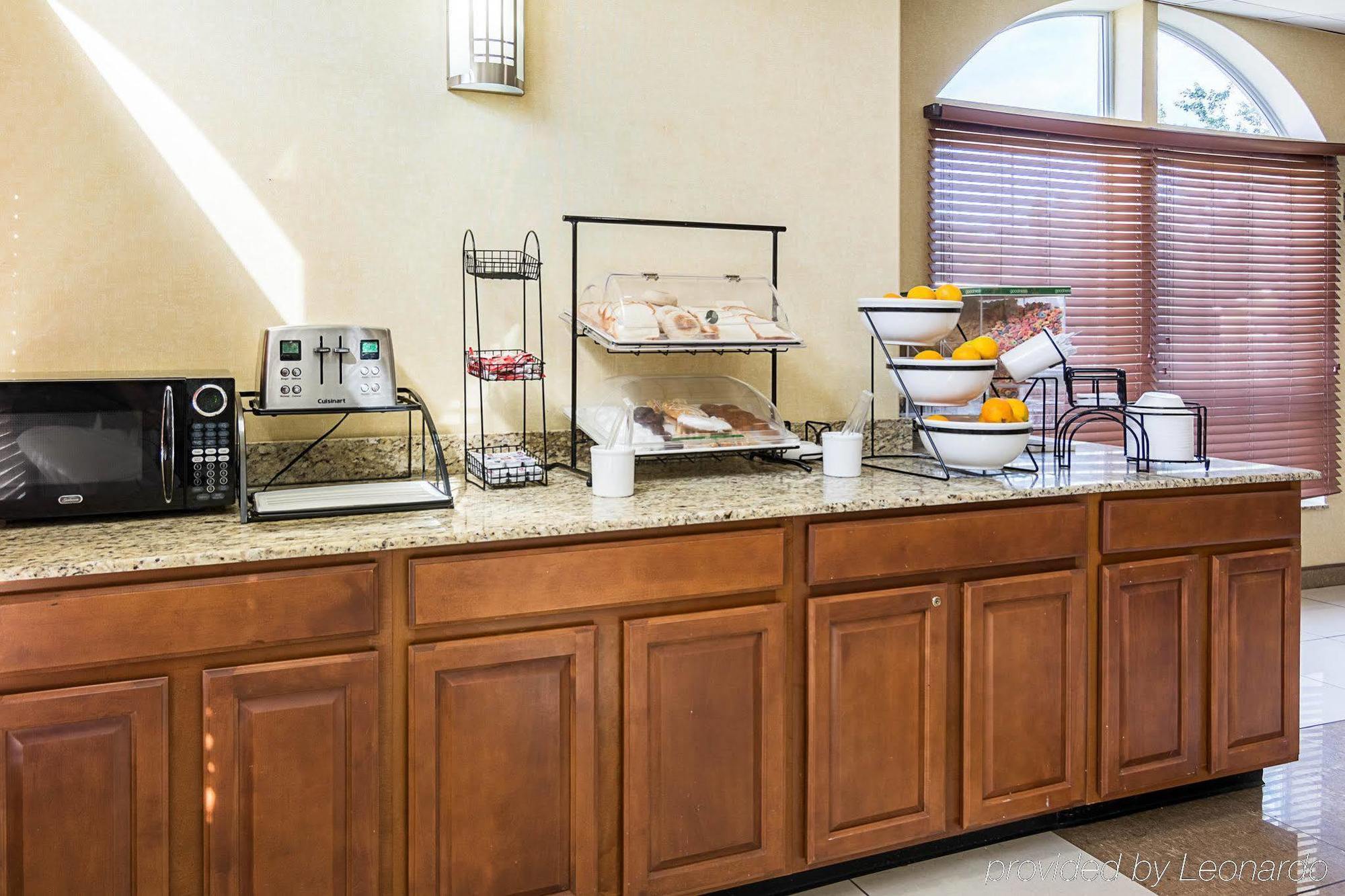 Comfort Inn & Suites Chesapeake - Portsmouth Екстериор снимка