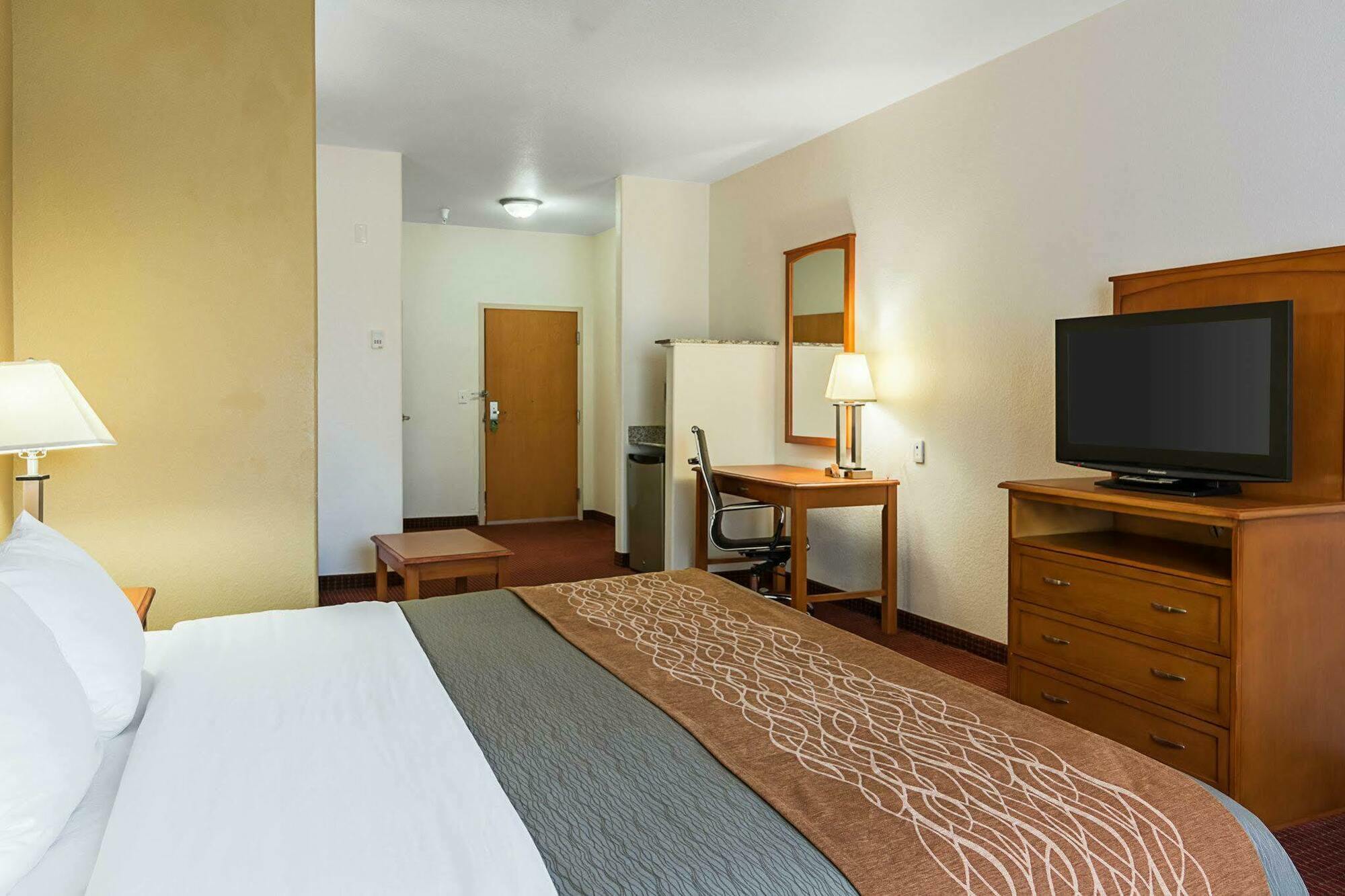 Comfort Inn & Suites Chesapeake - Portsmouth Екстериор снимка
