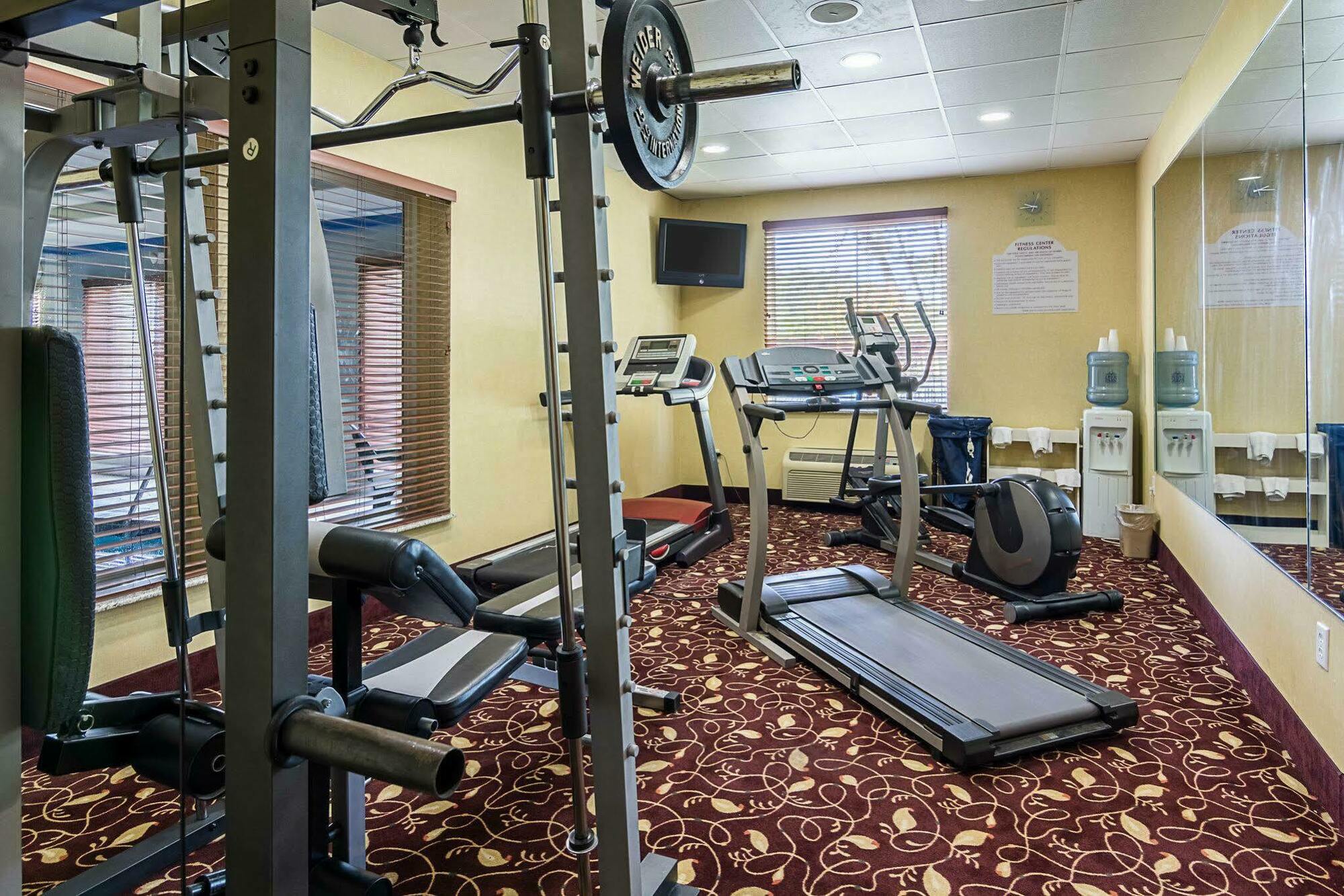 Comfort Inn & Suites Chesapeake - Portsmouth Екстериор снимка
